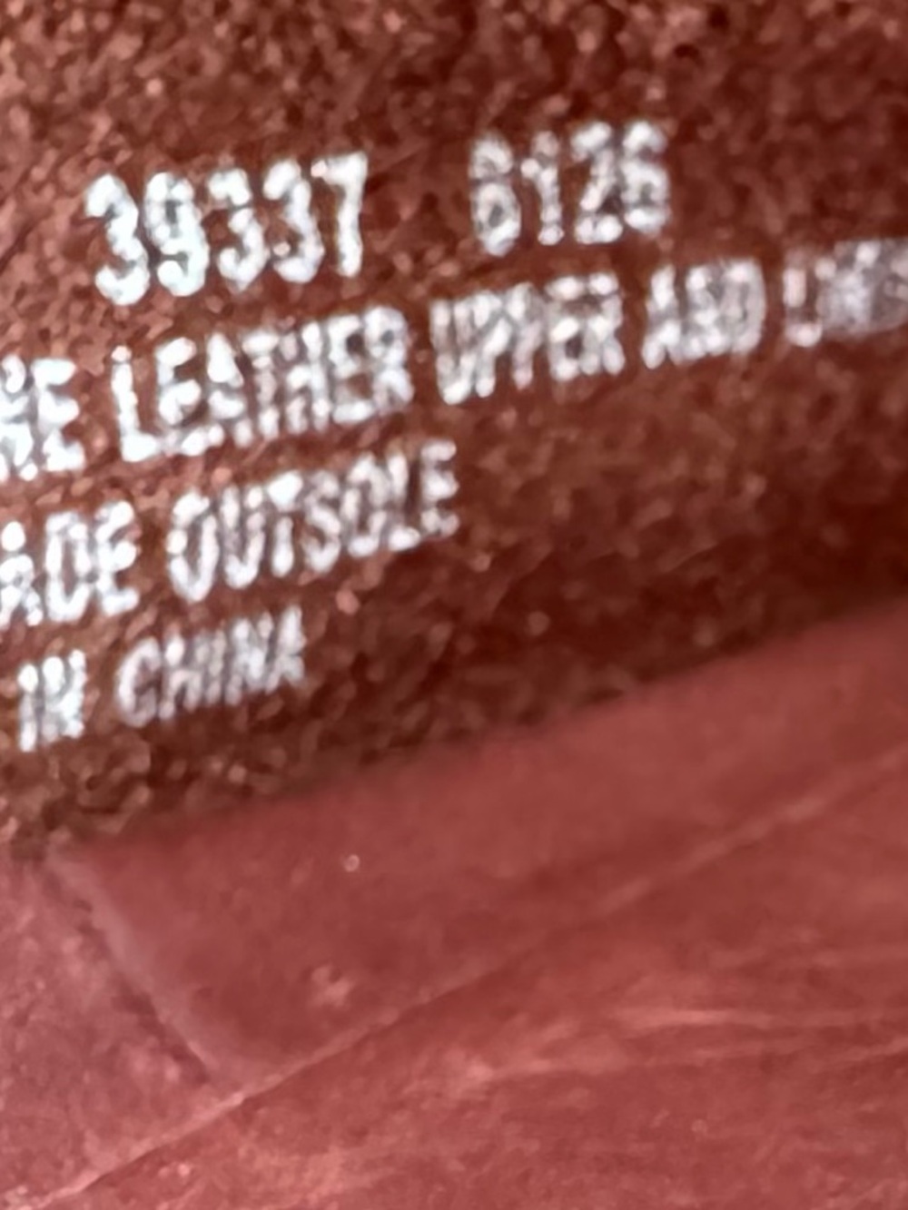 Timberland Women's Burgundy Leather Slide Sandals with Stitched Trim - Picture 9 of 12